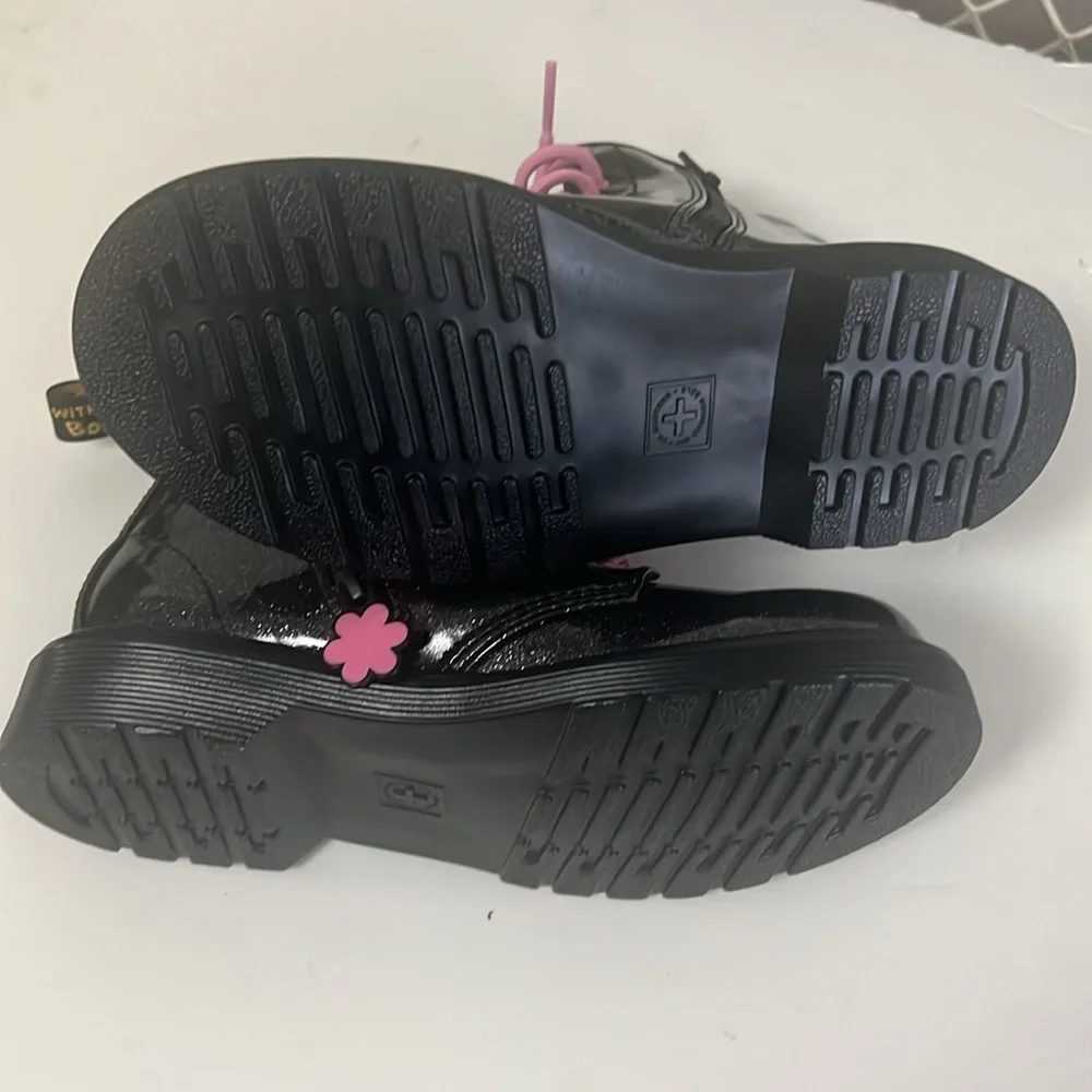 DR. MARTENS 1460 KIDS GLITTER & FLOWER APPLIQUÉ LACE‎ UP BOOTS SIZE US2